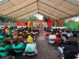 Xalapa, Ver., 2 de mayo de 2026.- Celebraron el D�a del Ni�o en el parque Murillo Vidal, lugar que fue rehabilitado por el DIF. Hubo juegos y regalos para los infantes. Hubo actividades por parte de Tr�nsito estatal y la SSP.
