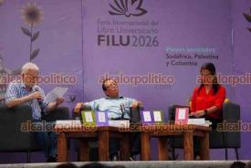 Xalapa, Ver., 28 de mayo de 2026.- El director general de Difusi�n Cultural de la UV, �ngel Jos� Fern�ndez y el investigador Jos� Luis Mart�nez Morales, participaron en el foro ?Reimpresiones de la colecci�n narrativa Sergio Galindo?. Entre los t�tulos que volver�n a circular est�n sus cl�sicos ?Otilia Rauda?, ?Polvos de arroz?, entre otros.

