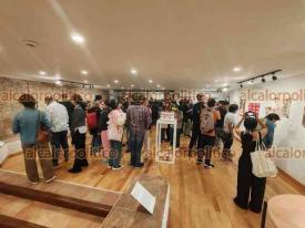 Xalapa, Ver., 3 de junio del 2026.- Con gran asistencia, la noche de este mi�rcoles se inaugur� la exposici�n pl�stica 
