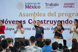 Xalapa, Ver., 6 de junio de 2026.- La presidenta Claudia Sheinbaum y la gobernadora Rocío Nahle arribaron al Museo Kaná para encabezar la asamblea del programa ?Jóvenes Construyendo el Futuro?.