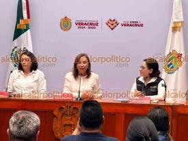 Xalapa, Ver., 16 de junio de 2026.- Debido a que las lluvias continuar�n, la coordinadora nacional de Protecci�n Civil, Laura Vel�zquez, y la gobernadora Roc�o Nahle informaron que se instal� un puesto de comando permanente integrado por los tres �rdenes de Gobierno para coordinar acciones preventivas y de atenci�n a la poblaci�n.
