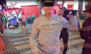 Xalapa, Ver., 1° de julio de 2026.- La noche de este martes, durante los festejos por el triunfo de la Selección Mexicana, hombre fue detenido al parecer por acosar y hostigar a una oficial de la Policía.
