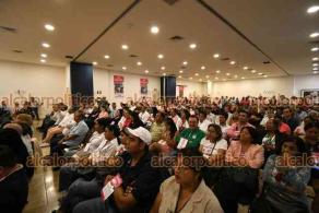 Xalapa, Ver., 5 de julio de 2026.- Este domingo se desarrolló en la Capital del Estado la primera asamblea estatal constitutiva de “Somos México Veracruz”, en la que integrantes del movimiento llevaron a cabo su encuentro inaugural con el objetivo de formalizar su estructura organizativa en la entidad.
