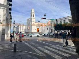 Xalapa, Ver., 6 de julio de 2026.- Este lunes la circulación es normal en la calle Enríquez. Se limpia la Plaza Lerdo e inmediaciones tras la concentración de aficionados el domingo que acudieron a ver el partido México-Inglaterra en las macropantallas instaladas en la zona.
