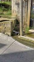 Xalapa, Ver., 19 de julio de 2026.- Ciudadana denuncia que autoridades siguen sin atender fuga de agua que fue reportada hace aproximadamente 25 dÃas, sobre la calle Azabache casi esquina AgustÃn Lara, colonia Los Manantiales.