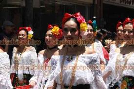 Orizaba, Ver., 23 de julio de 2026.- Artistas de Polonia, Eslovaquia, Costa Rica, Colombia, Argentina y México que participan en el Festival del Folklore desfilaron por calles del Centro de la ciudad.
