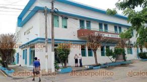 Coatzacoalcos, Ver., 17 de agosto de 2026.- En la funeraria de la Sección 31 del STPRM son velados los restos de Melanie Michelle Méndez Morales, estudiante de Psicología de la UV hallada muerta en la carretera Coatepec-Huatusco el sábado.