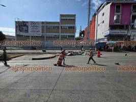 Xalapa, Ver., 18 de agosto de 2026.- Inició este martes la rehabilitación de la avenida Chedraui Caram, a la altura de Plaza Crystal. Autoridades exhortan a los automovilistas a tomar rutas alternas y extremar precauciones.

