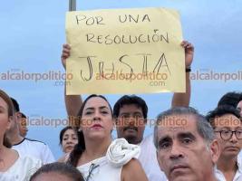 Veracruz, Ver., 23 de agosto de 2026.- Integrantes del Colectivo de Conductores de Aplicación en Veracruz marcharon por la paz en el bulevar Ávila Camacho.

