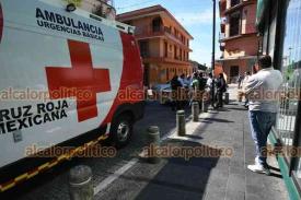 Xalapa, Ver., 31 de agosto de 2026.- Taxista atropelló a mujer en la esquina de Zaragoza y Primo Verdad, en el Centro, la mañana de este lunes.
