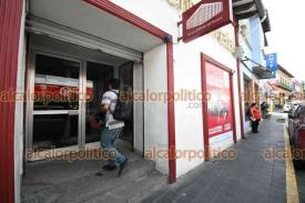 Xalapa, Ver., 7 de octubre de 2026.- Sucursales del Monte de Piedad abrieron nuevamente al público tras más de 300 días cerradas por la huelga de trabajadores.

