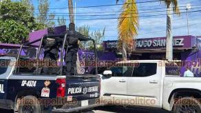 Boca del Río, Ver., 23 de octubre de 2026.- Sin dar detalles, PC estatal efectuó una diligencia en la Unidad Deportiva “Hugo Sánchez”. Este lugar fue clausurado tras riña entre aficionados del Club Celaya y el Racing de Veracruz que dejó un muerto. Este último aprovechó la diligencia para retirar material propio.
