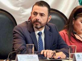 Ciudad de México, 30 de octubre de 2026.- El auditor superior de la Federación, Aureliano Hernández Palacios Cardel, entregó a la Cámara de Diputados 374 informes individuales y dijo que van 40 denuncias penales y que se han reintegrado más de $1,500 millones a la Tesorería de la Federación.
